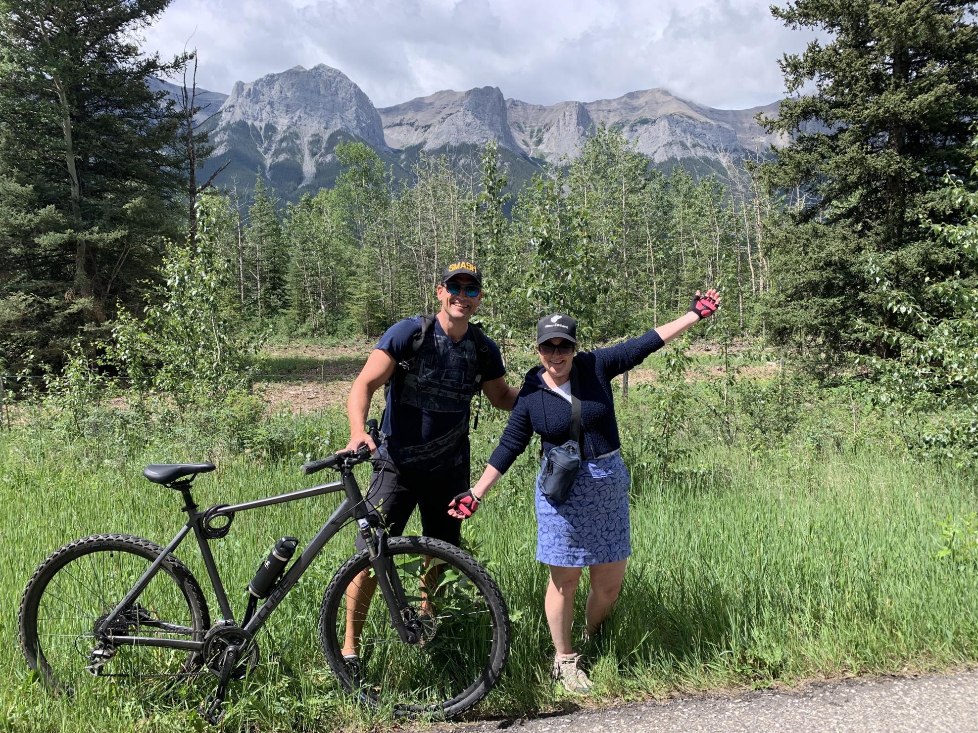 2021 Cube Nature Silver, gray or bare metal