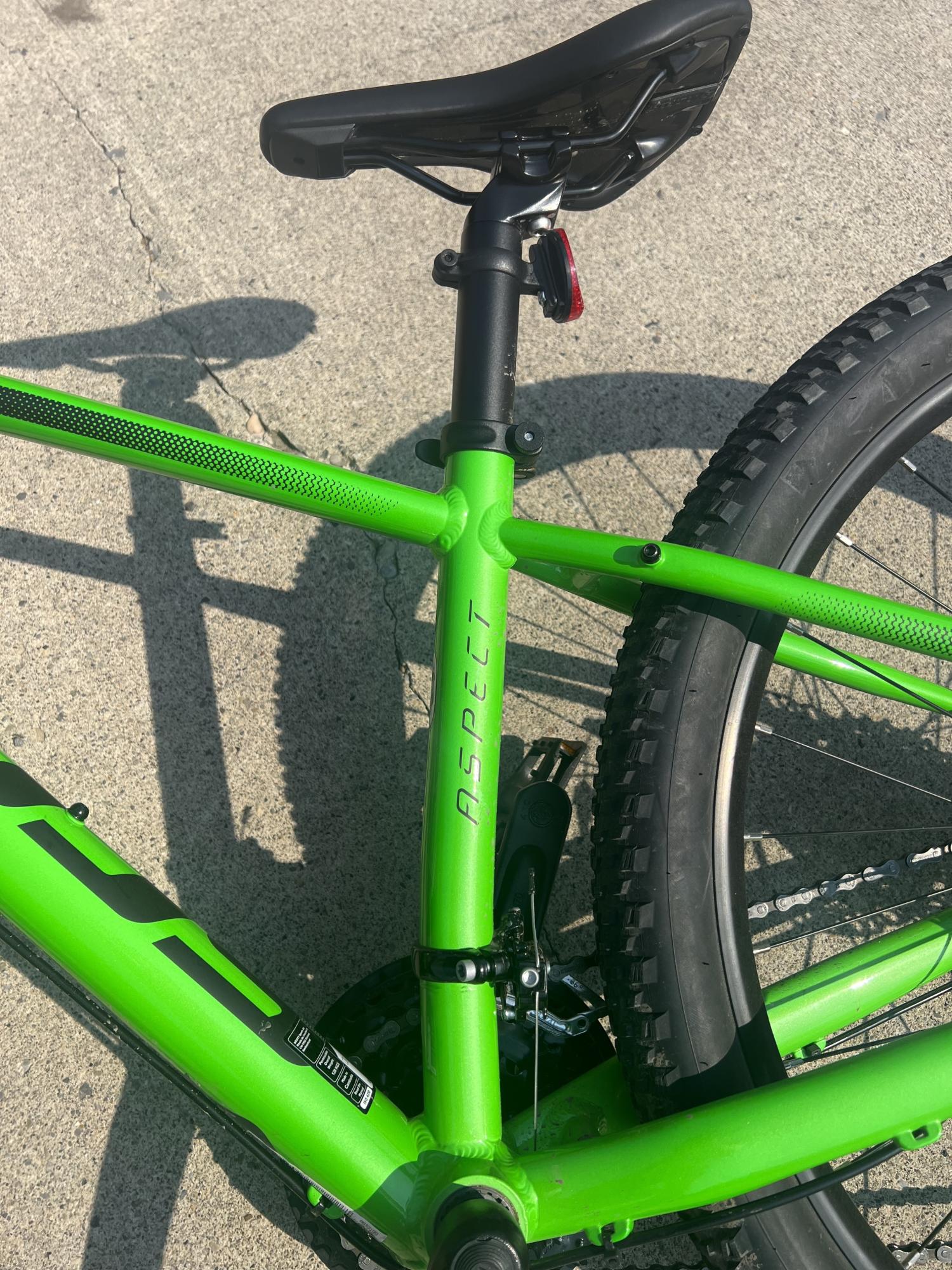 2022 SCOTT Aspect 770 27 Green