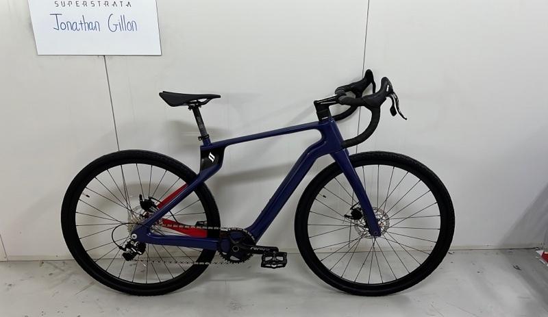 2022 Superstrata Blue and Red