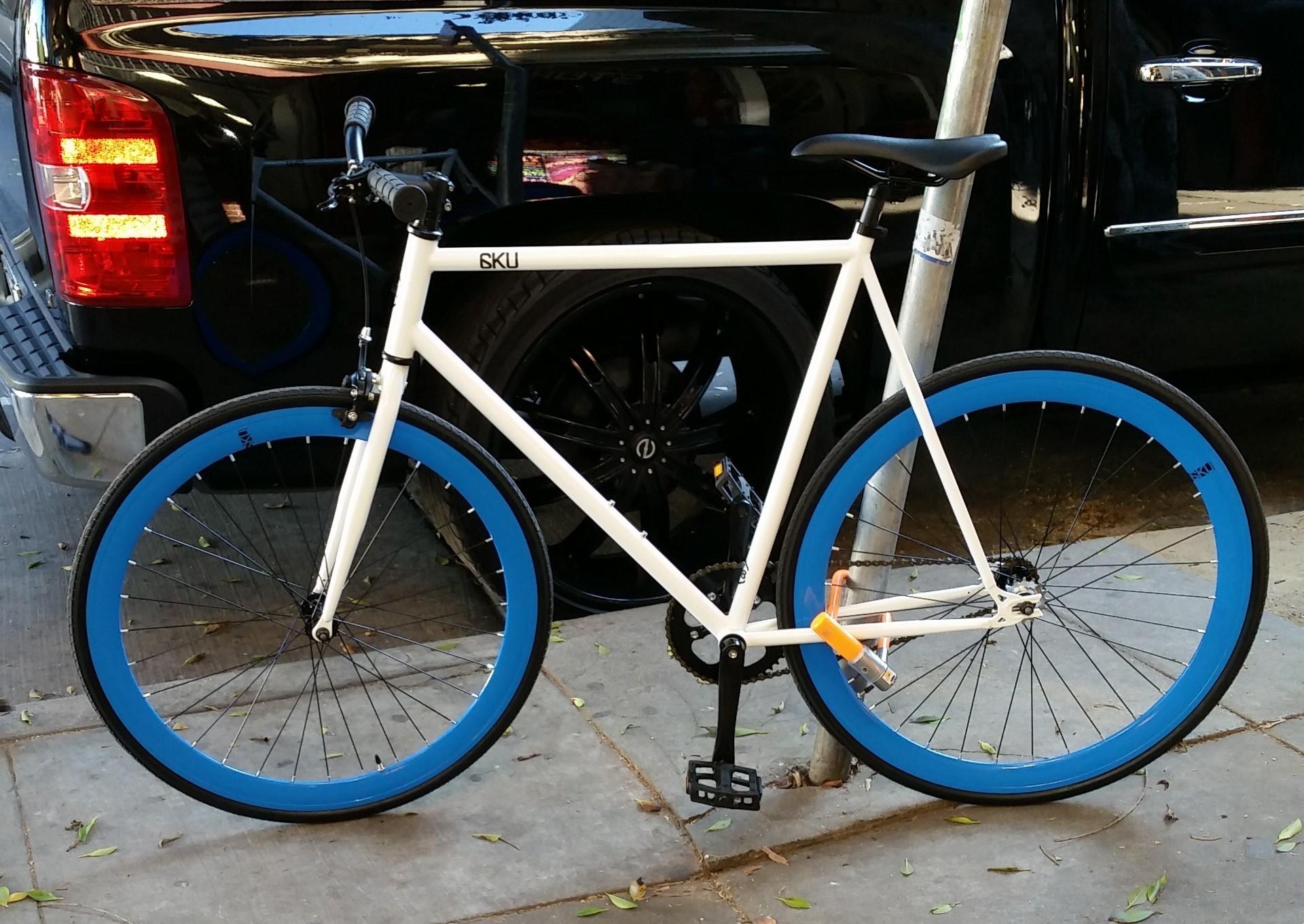 2015 6KU ummmm White and Blue