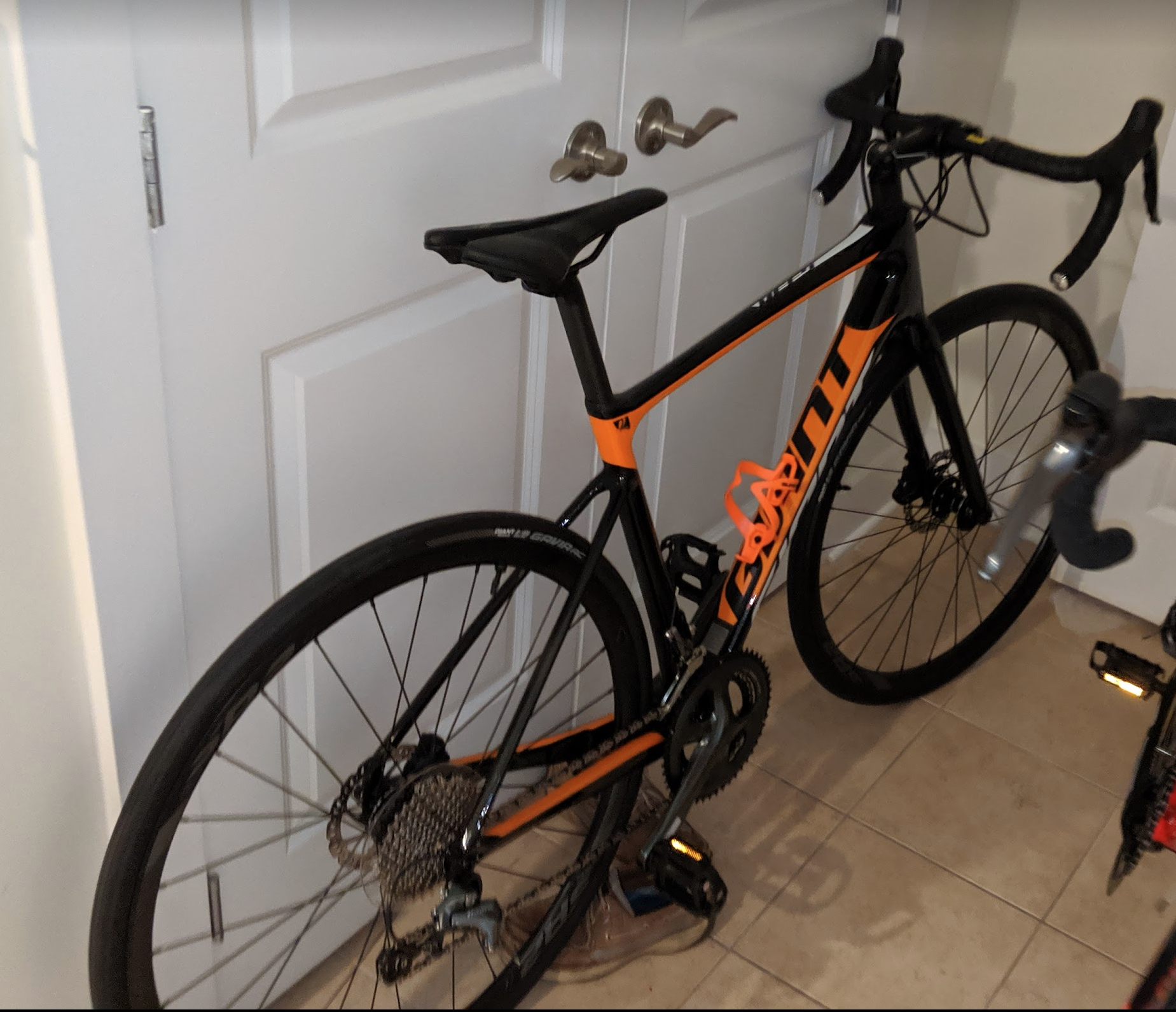 2019 Giant Defy M Black and Orange