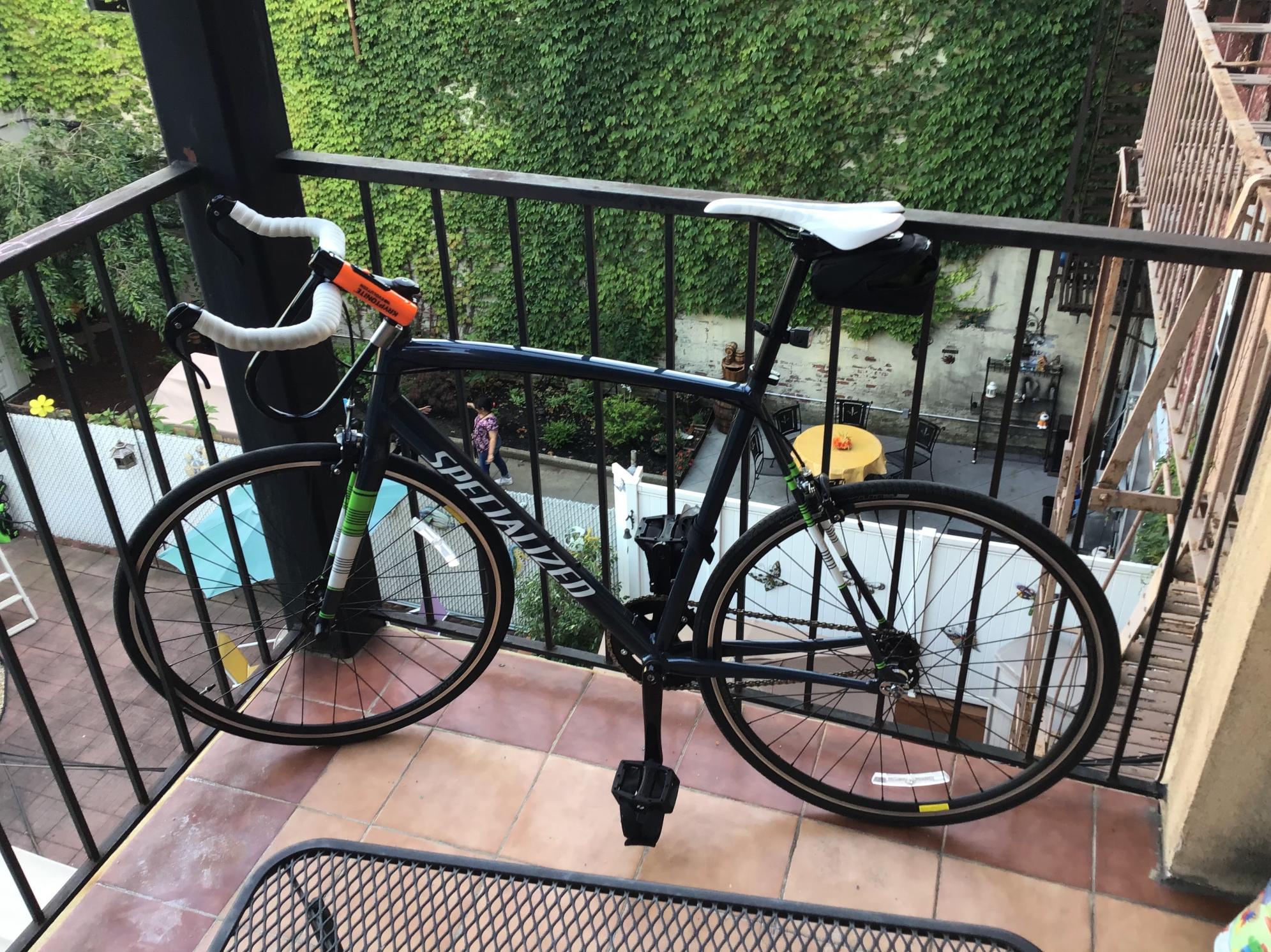 2018 Specialized Langster Silver, gray or bare metal