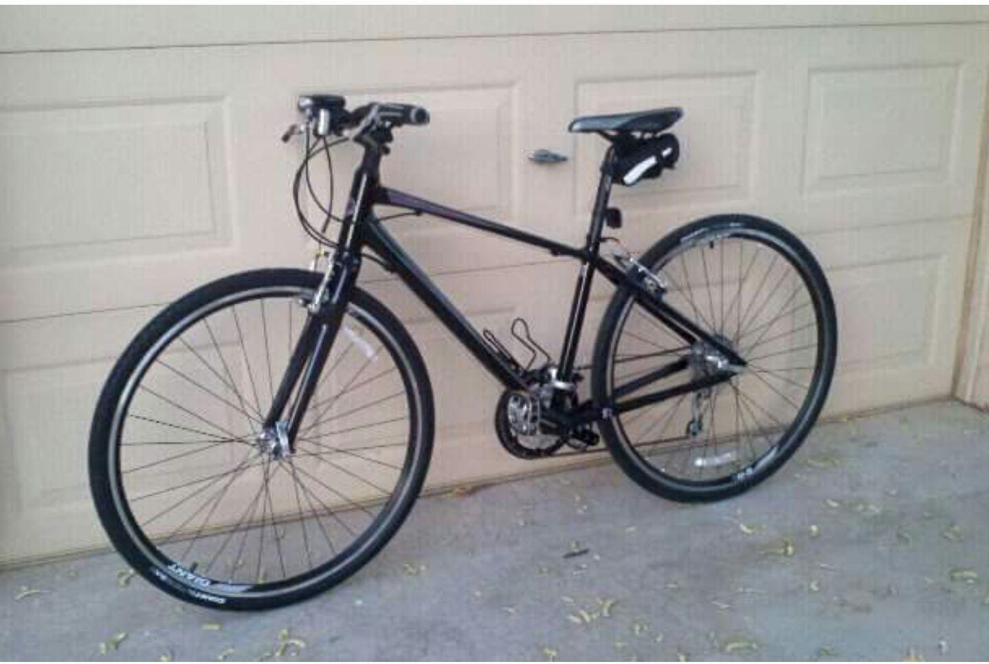 2012 Giant Escape 0 W Black and Purple