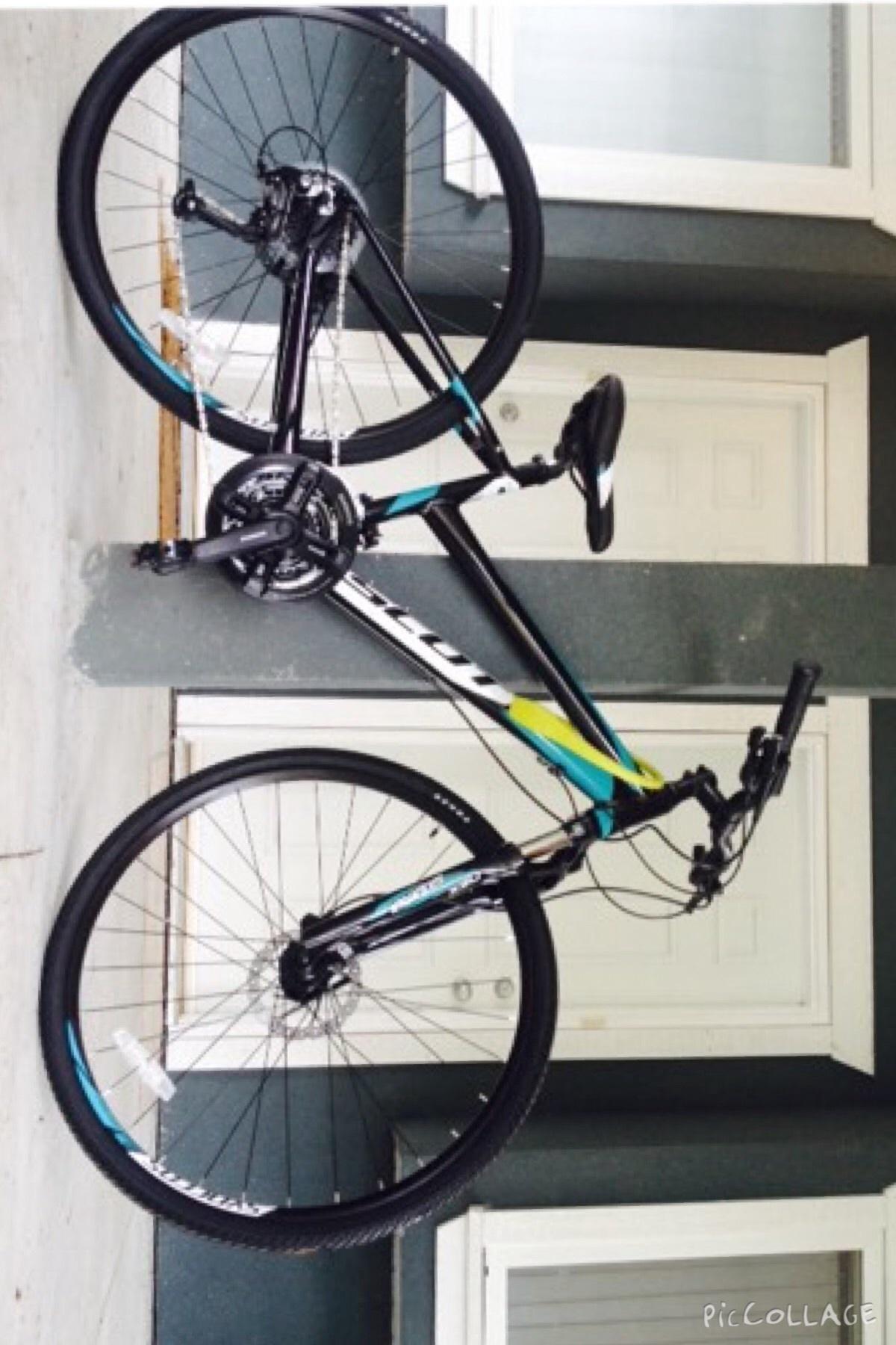 SCOTT Shimano Blue, Black, and White