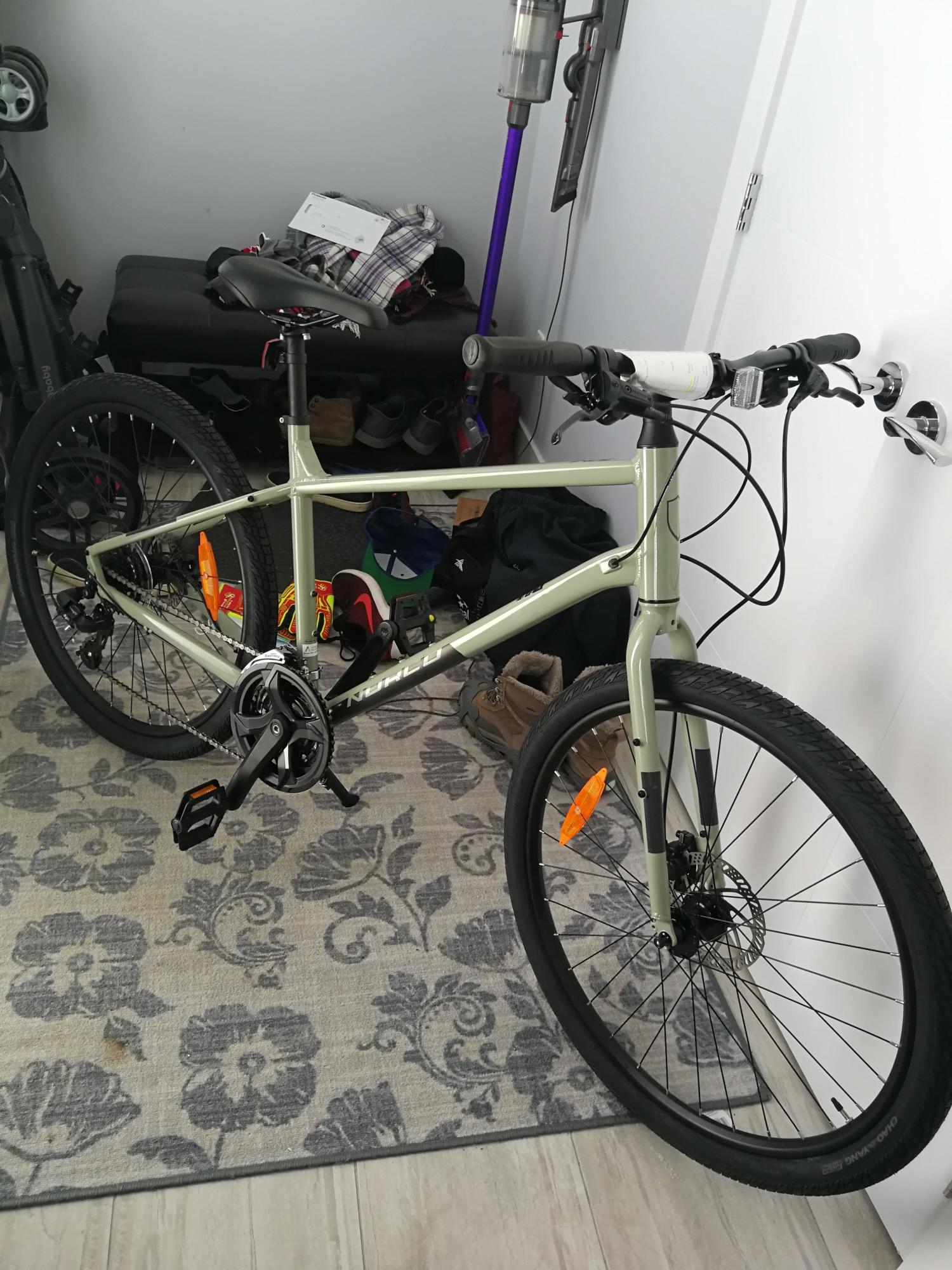 2022 Norco Bikes Indie 3 Commuter Green and Black
