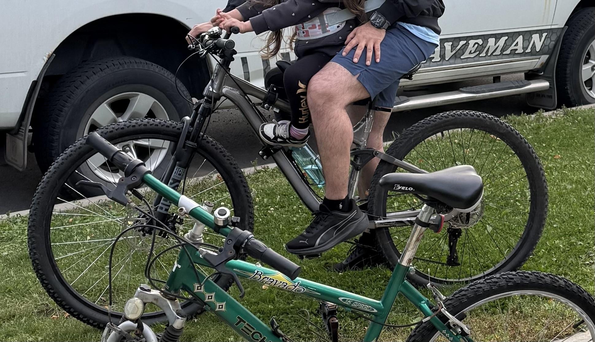 Hyper 9 Speed Silver, gray or bare metal