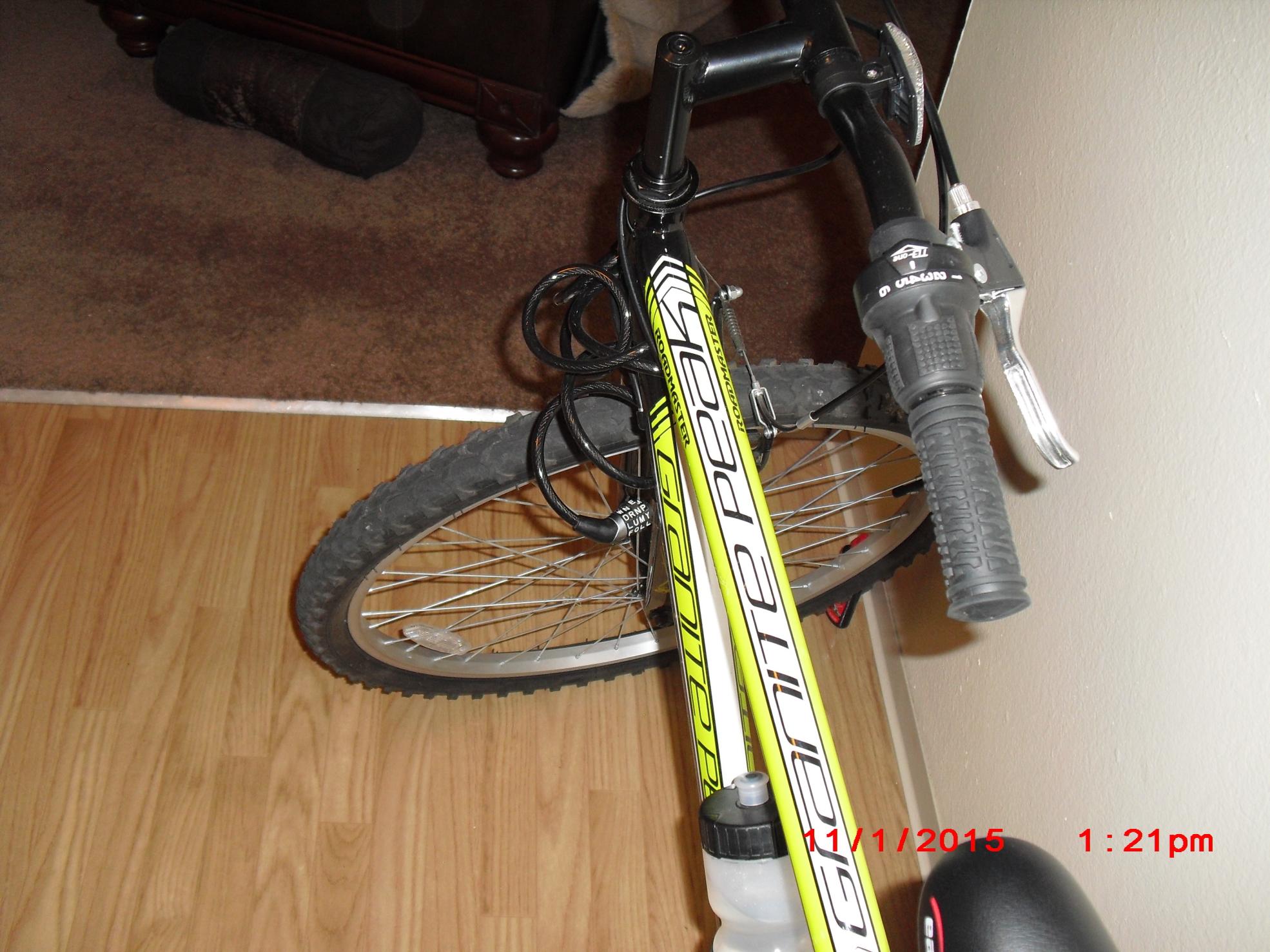 2015 Roadmaster Mountain Bike Green