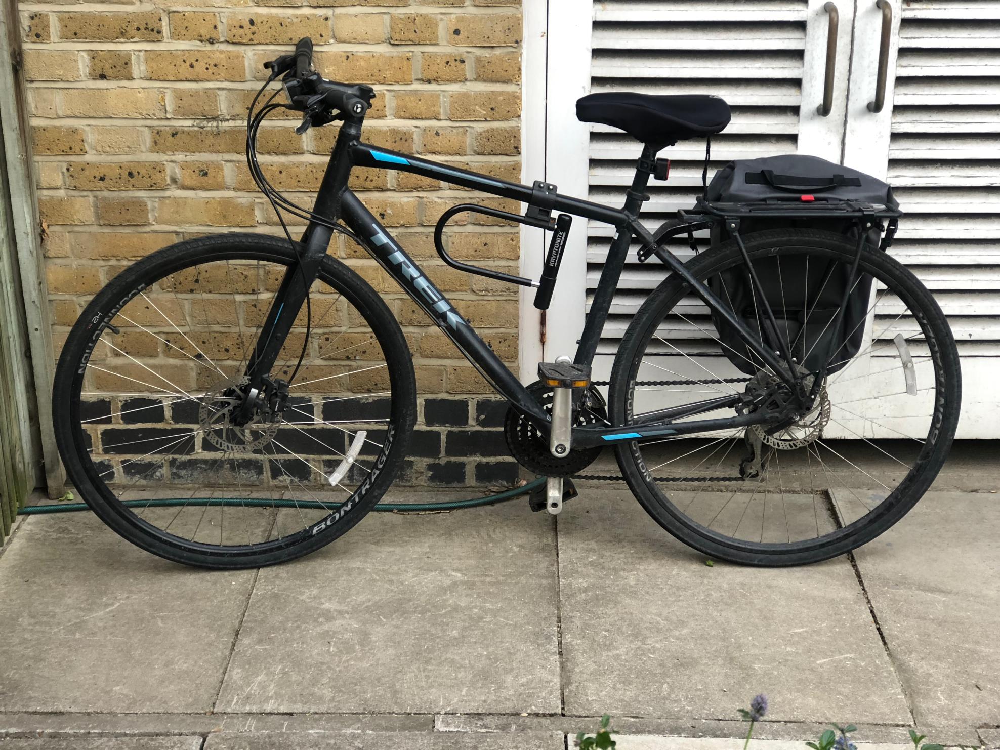 2021 Trek FX 2 DISC Black