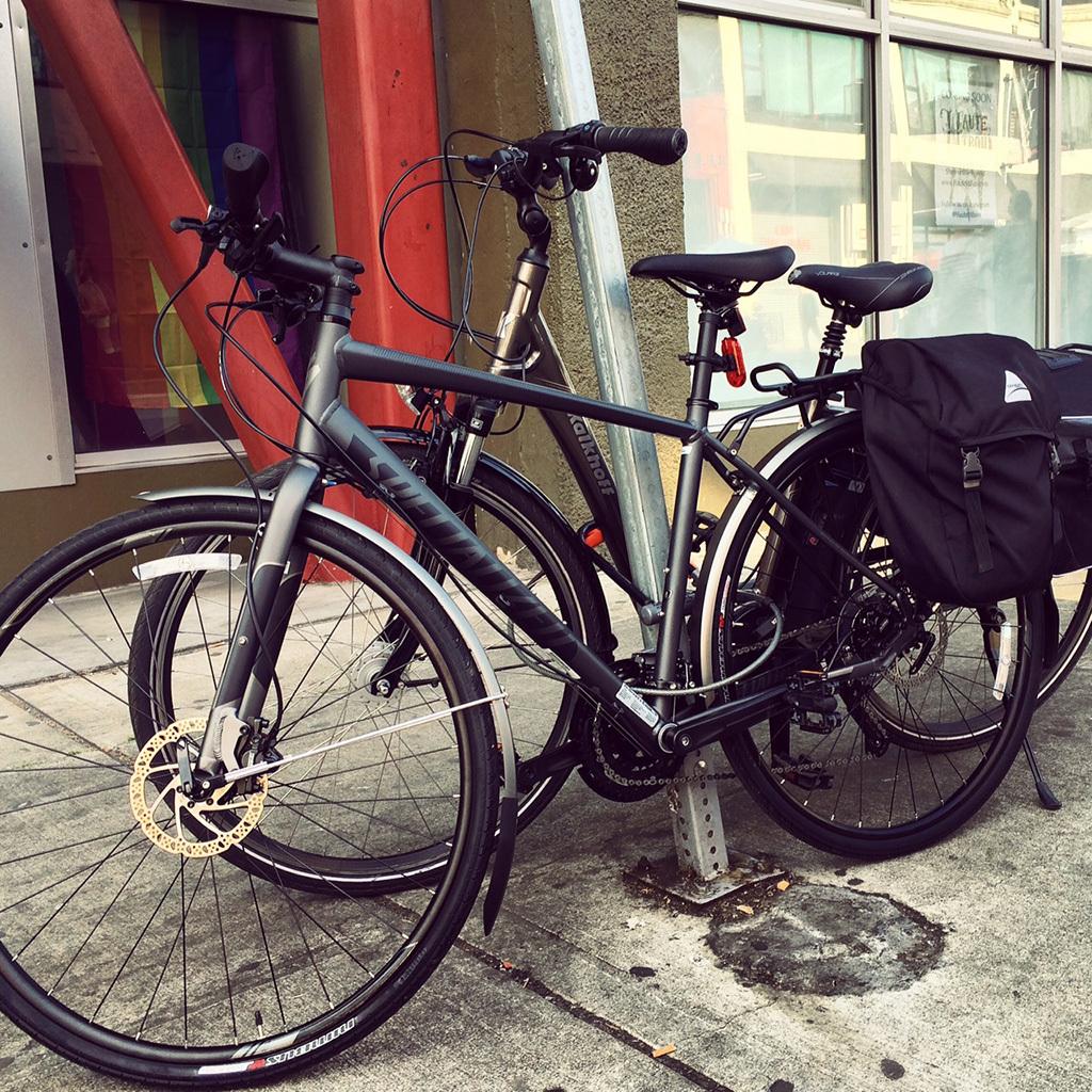 2015 Specialized Sirrus Sport Silver or Gray