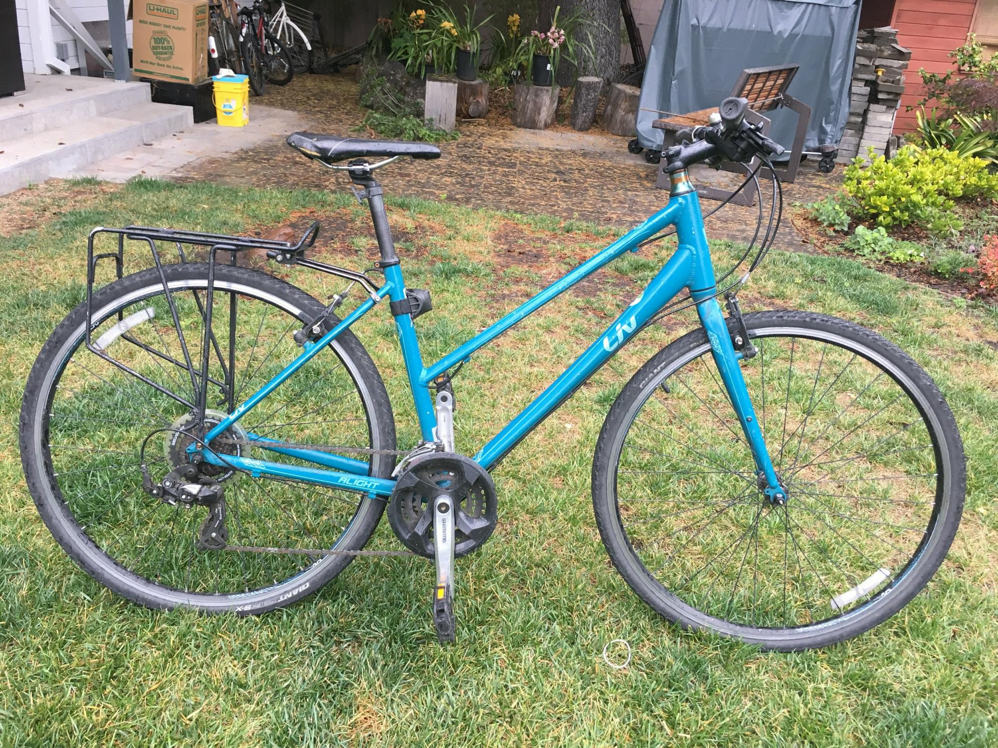 2014 Giant Alight Blue