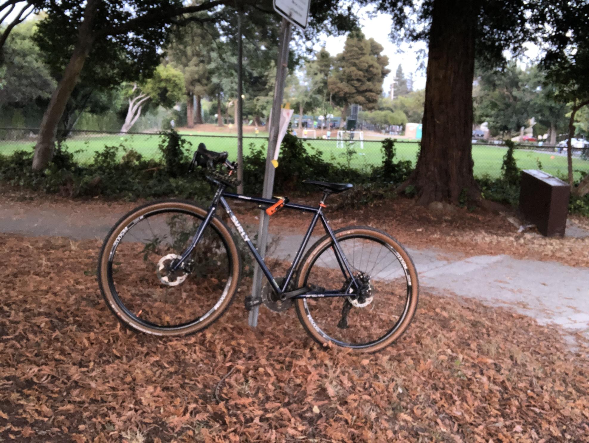 2018 Surly Straggler Blue