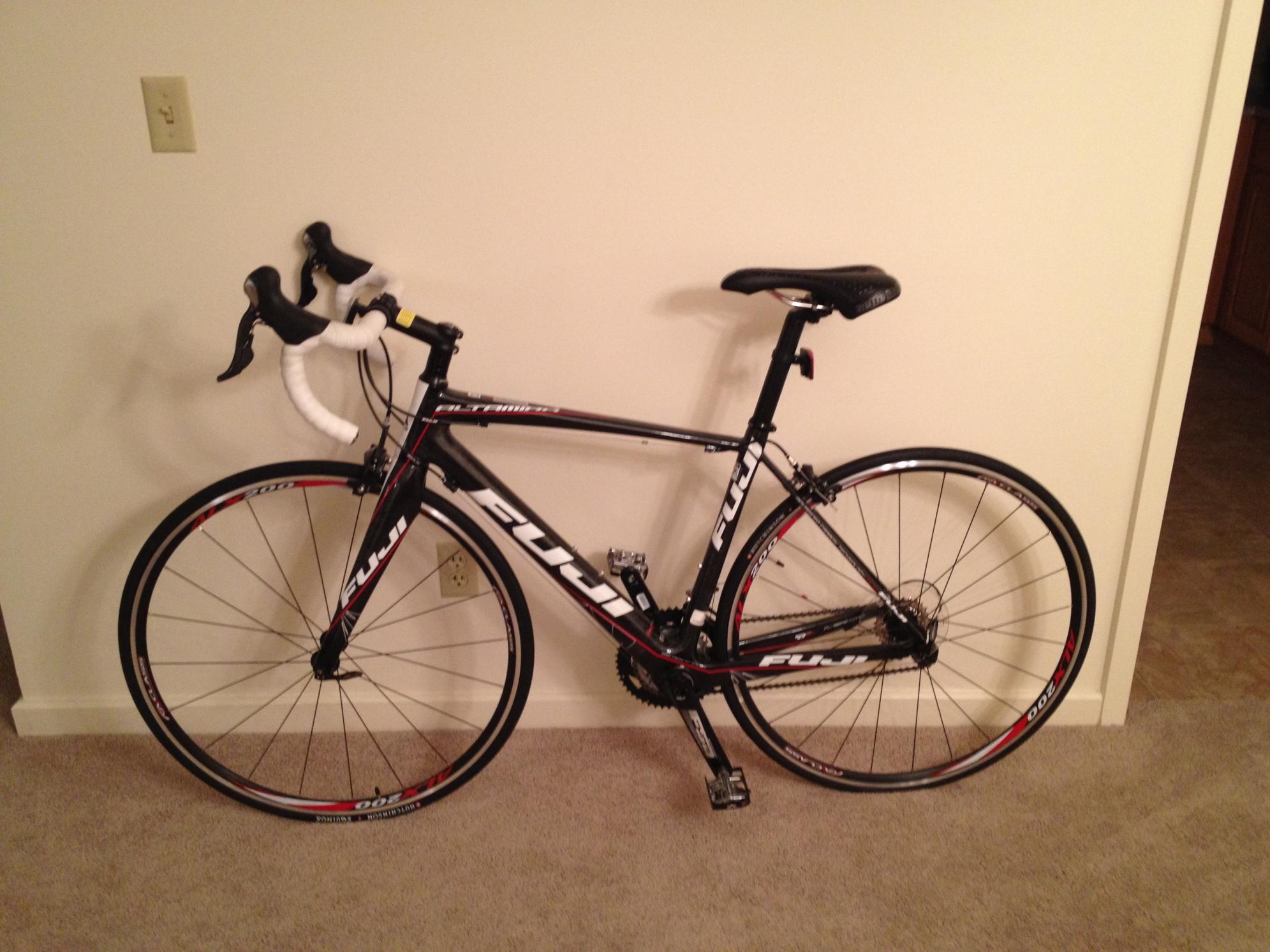 2012 Fuji Altamira 2.0  Black