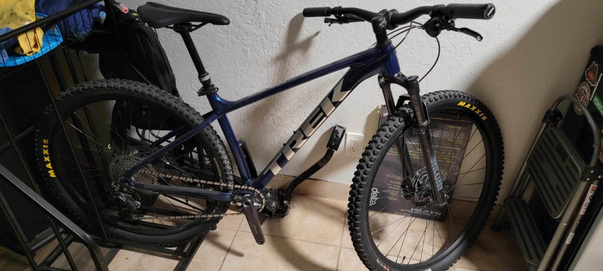 2021 Trek X Caliber 7 Blue