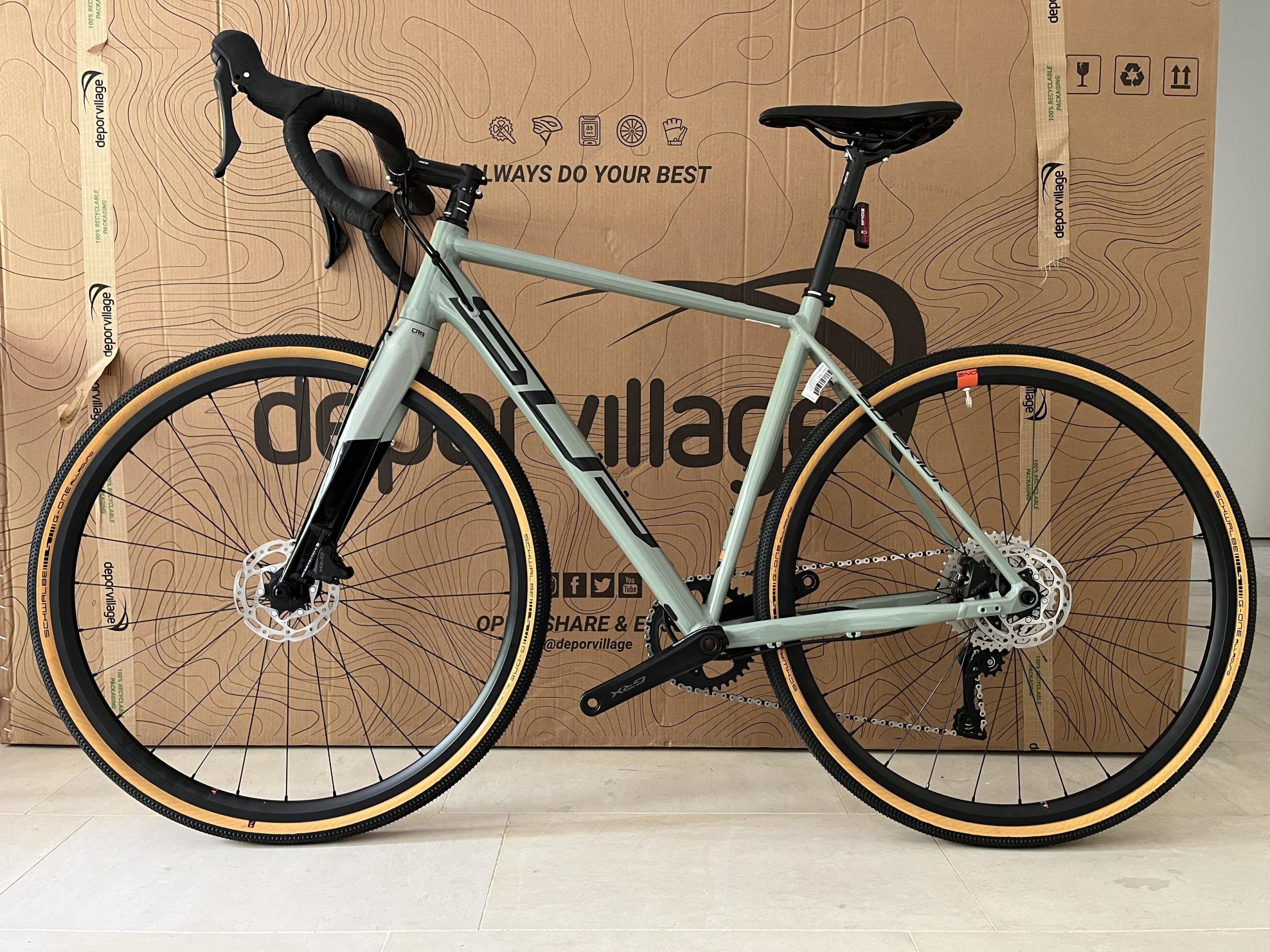 2021 Superior X-ROAD Elite Silver, gray or bare metal and Black