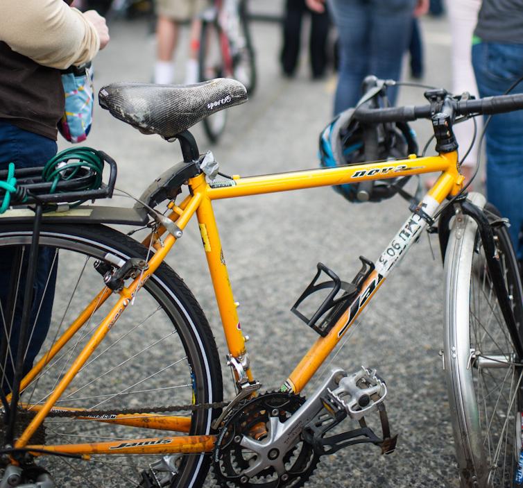 2000 Jamis Nova  Orange