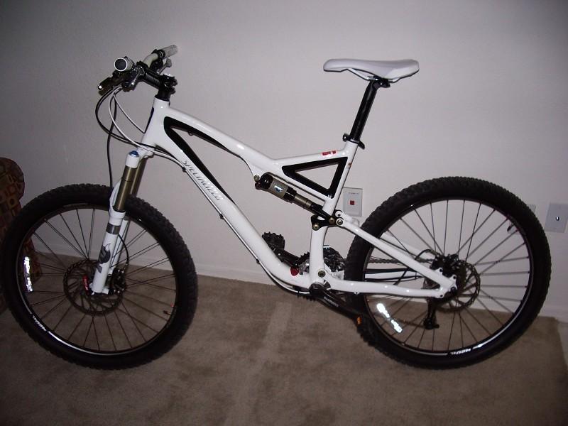 2010 Specialized Stumpjumper FSR Comp  Black