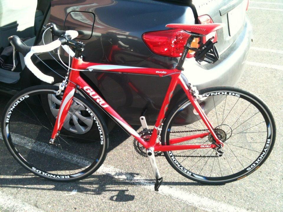 2010 Guru Evolo  Black