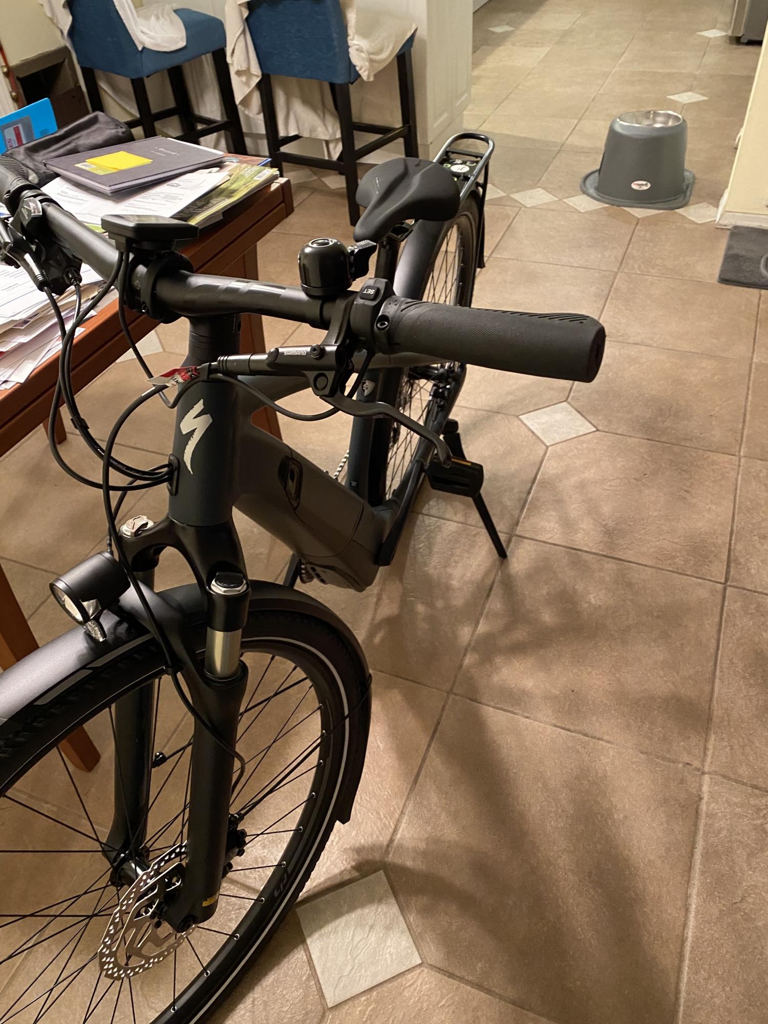 2020 Specialized Turbo Vado Black