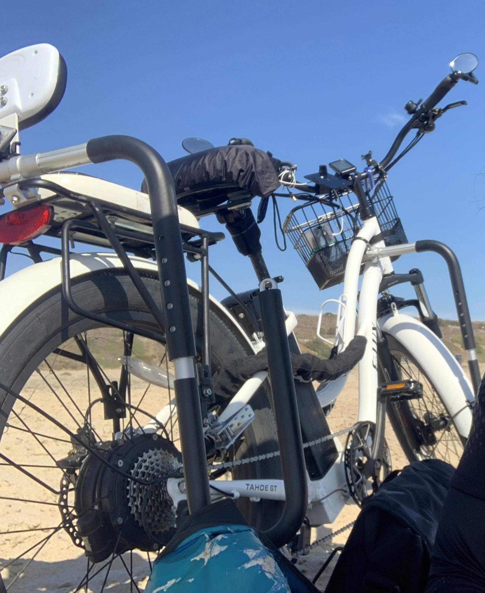 2022 E-Lux Tahoe GT Step Through White