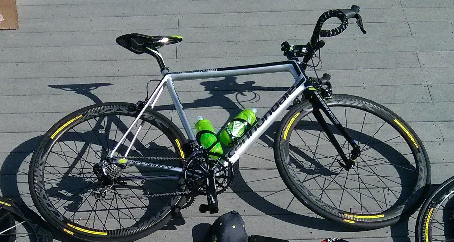 2016 Cannondale SuperSix Evo Di2 Silver or Gray