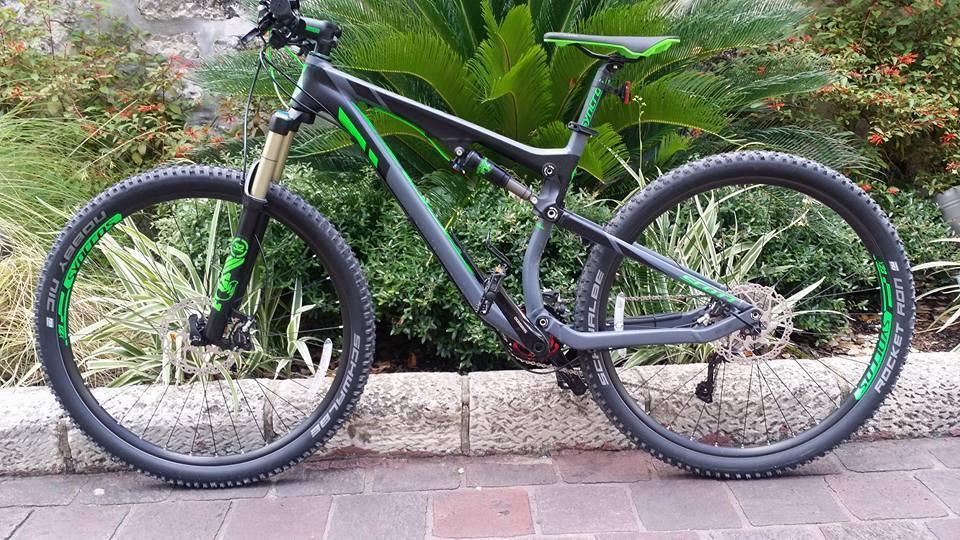 2016 SCOTT Genius 940 Black