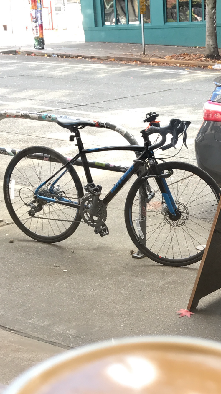 Novara Camera 2A Black and Blue