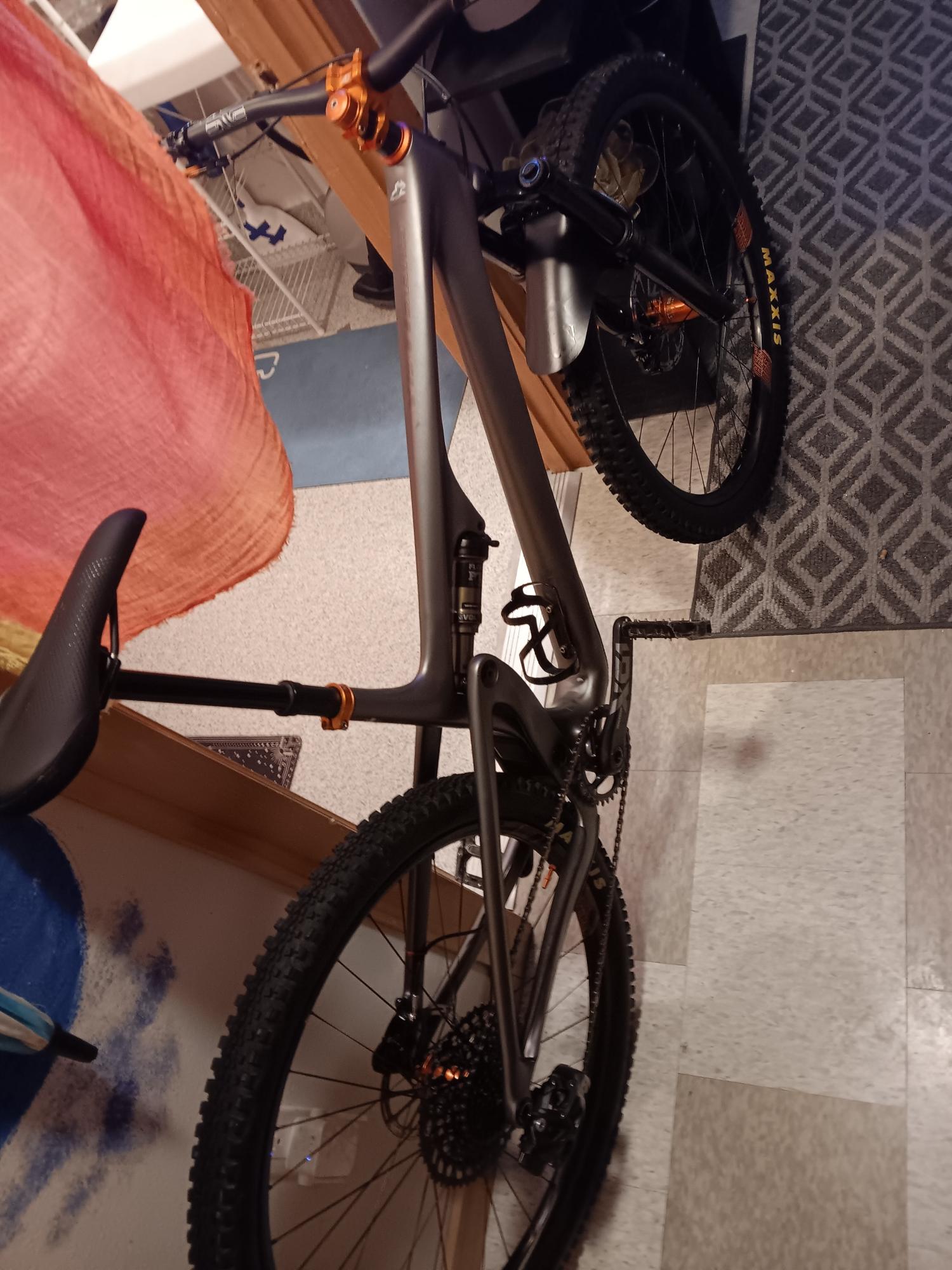 Yeti Downhill full suspension Silver, gray or bare metal, Orange, and Black