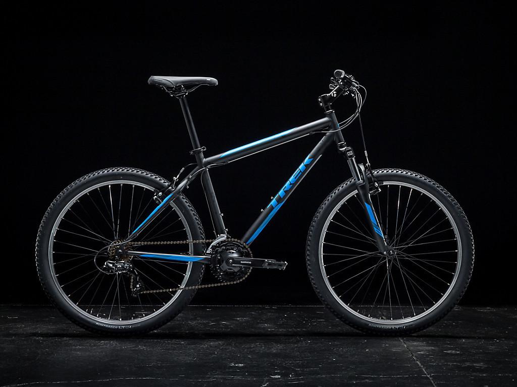 Trek 820 Black