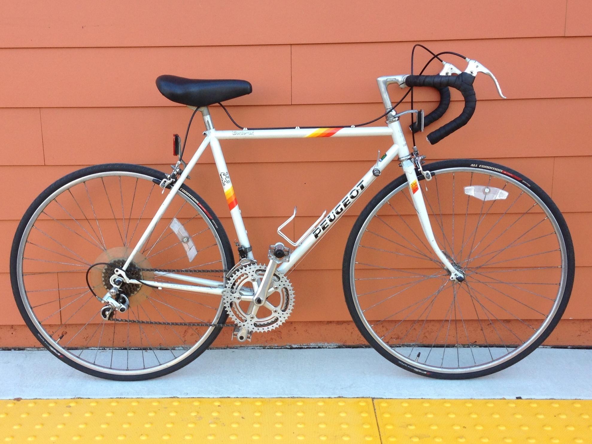 Peugeot Aubisque White