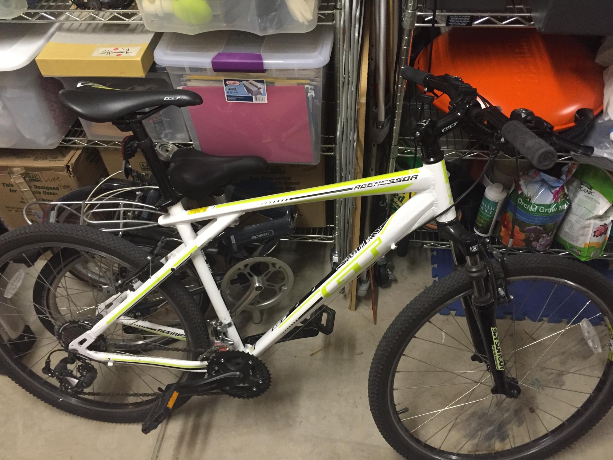 2012 GT Bicycles Aggressor White