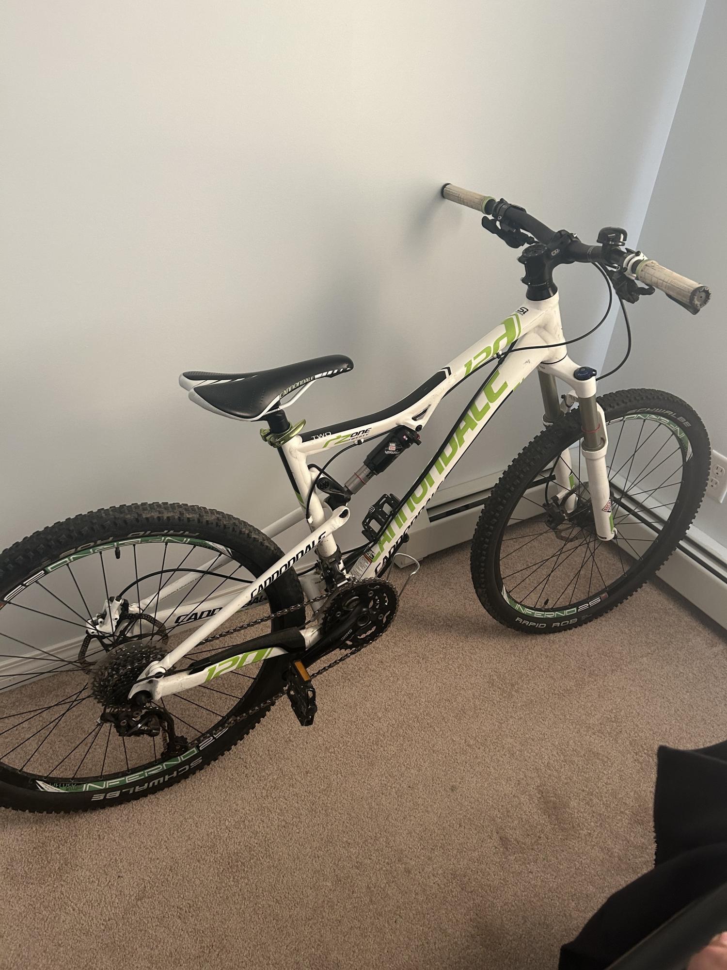 2023 Cannondale 2013 cannondale Zone 120 White