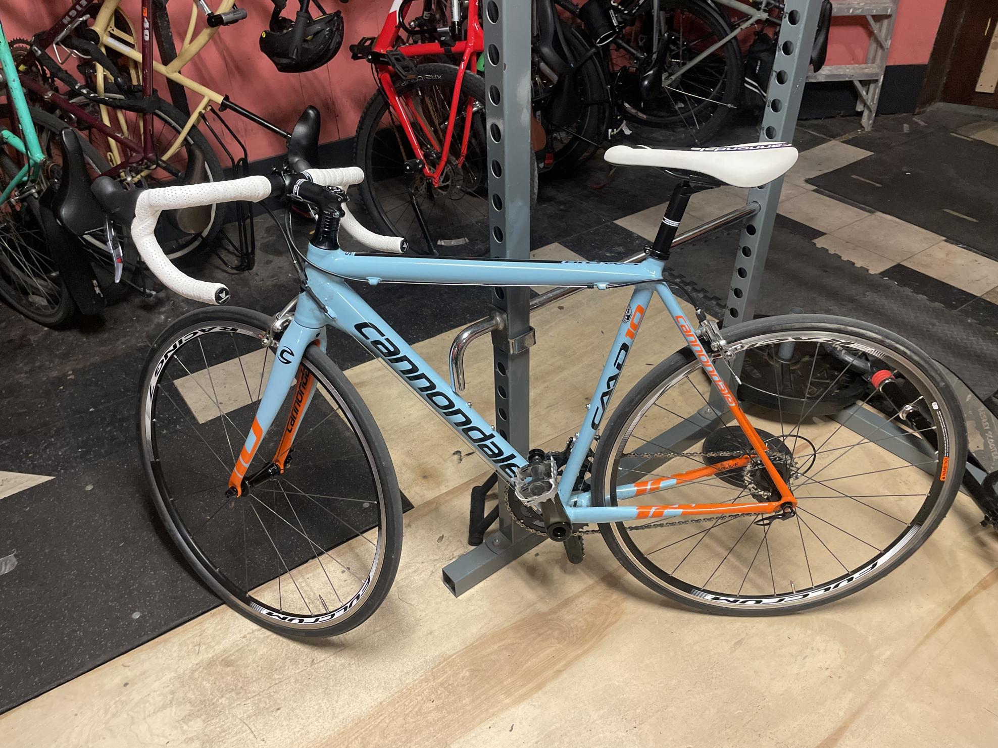 Cannondale Caad10 5 105 Blue and Orange