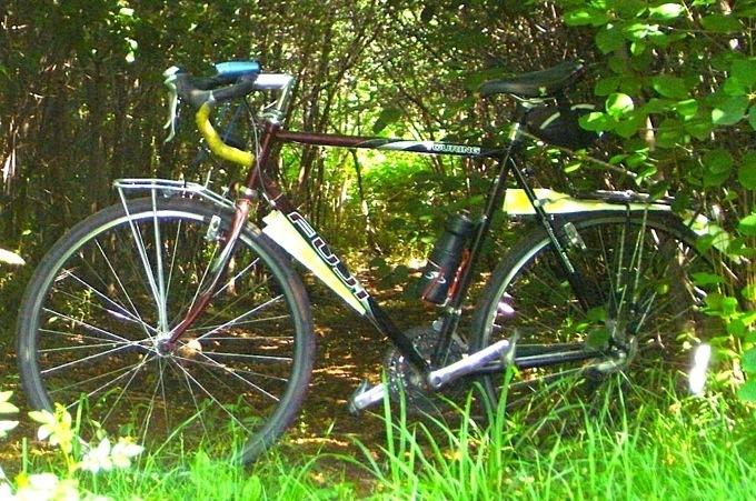 2004 Fuji touring  Black