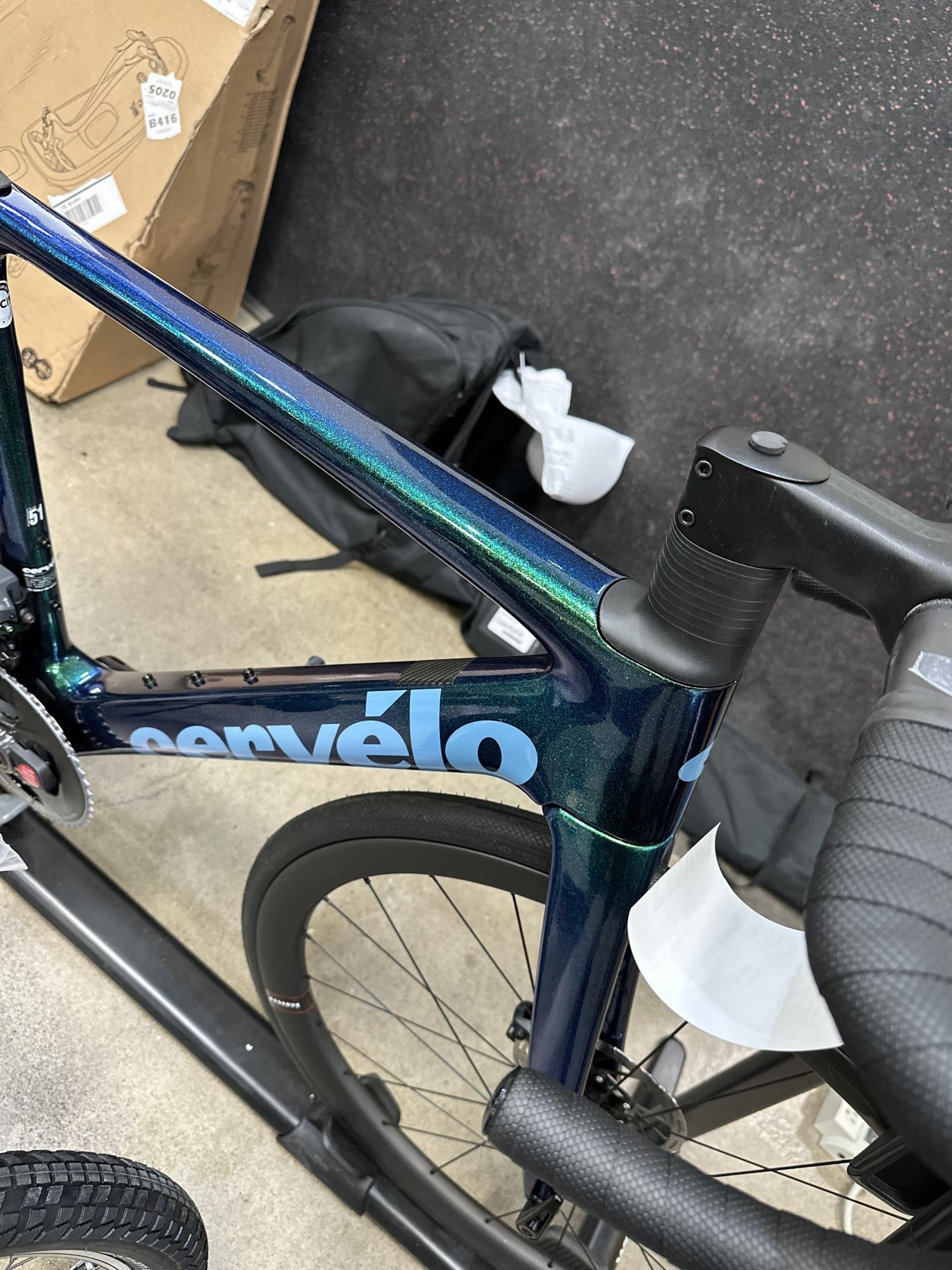2022 Cervélo Caledonia 5 Force AXS Green and Blue