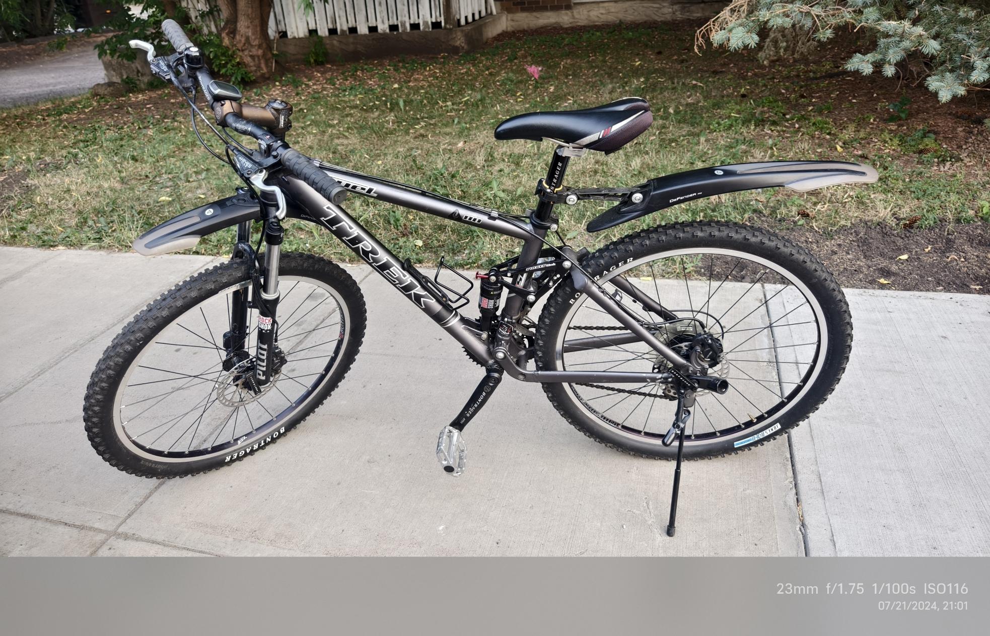 2006 Trek Fuel 80 Silver, gray or bare metal