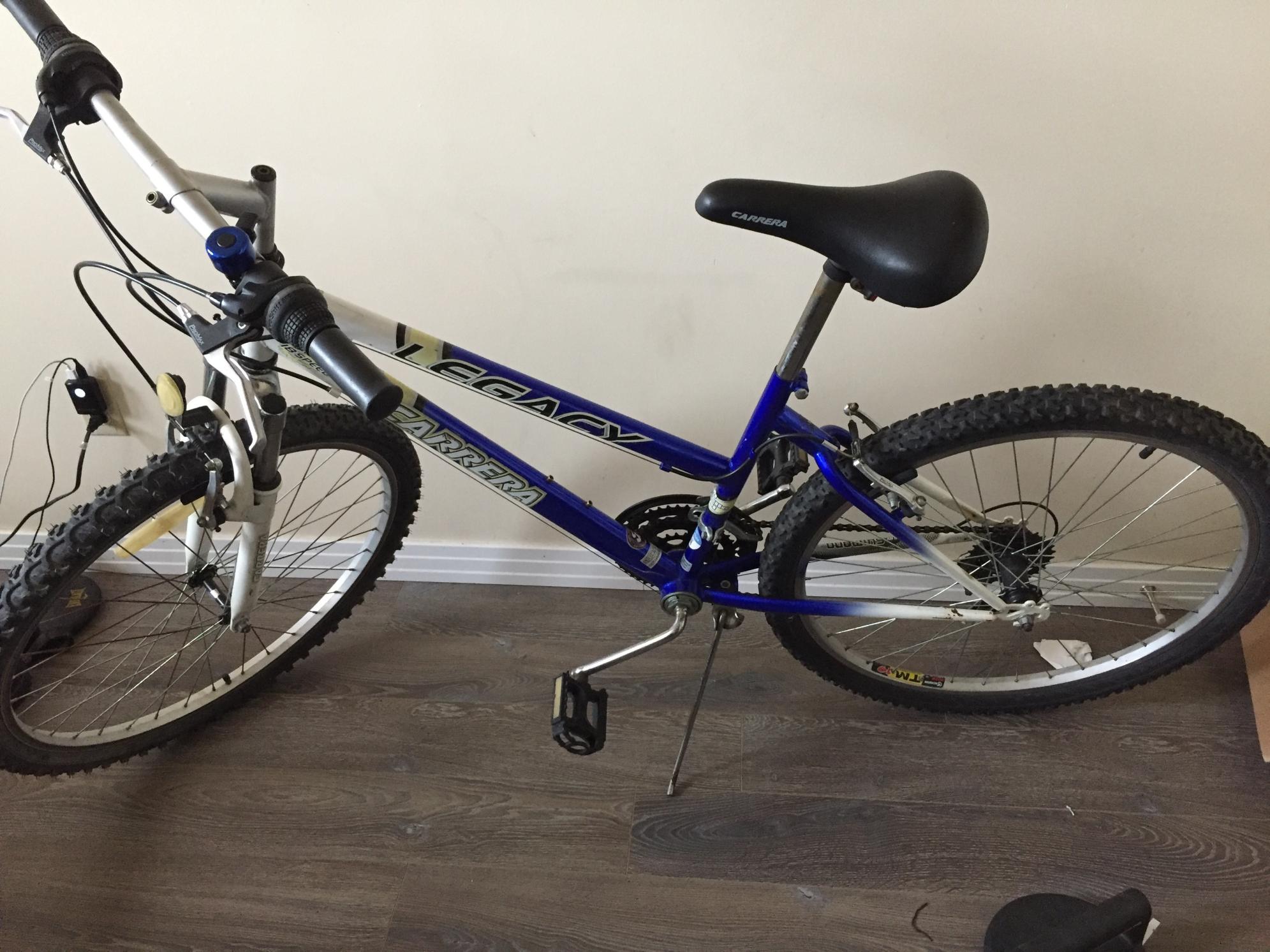 Carrera bicycles Legacy Blue