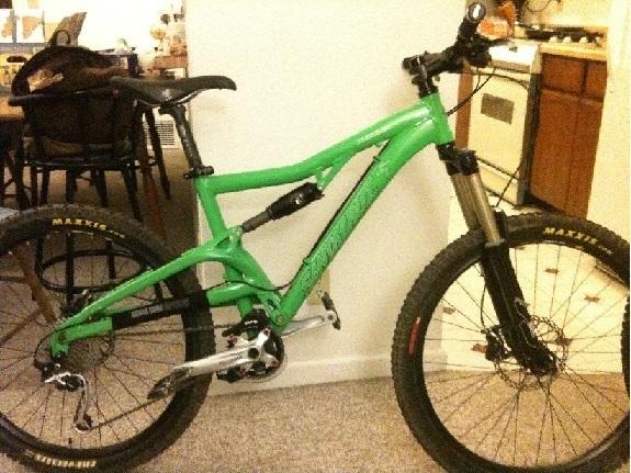 2011 Santa Cruz Heckler  Black