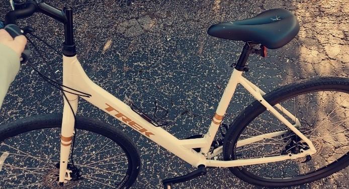2021 Trek Verve 1 Disc Lowstep White and Yellow or Gold