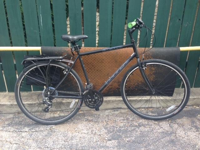 2014 KHS Bicycles Urban Xcape  Black