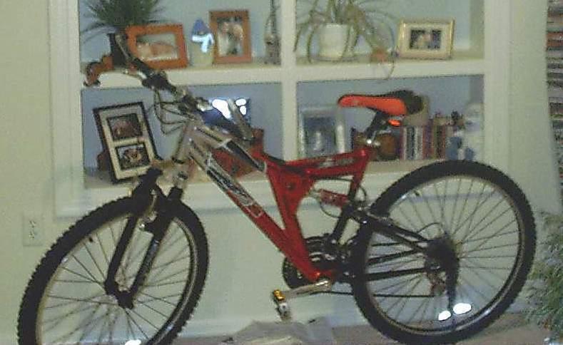 2003 Mongoose  Red