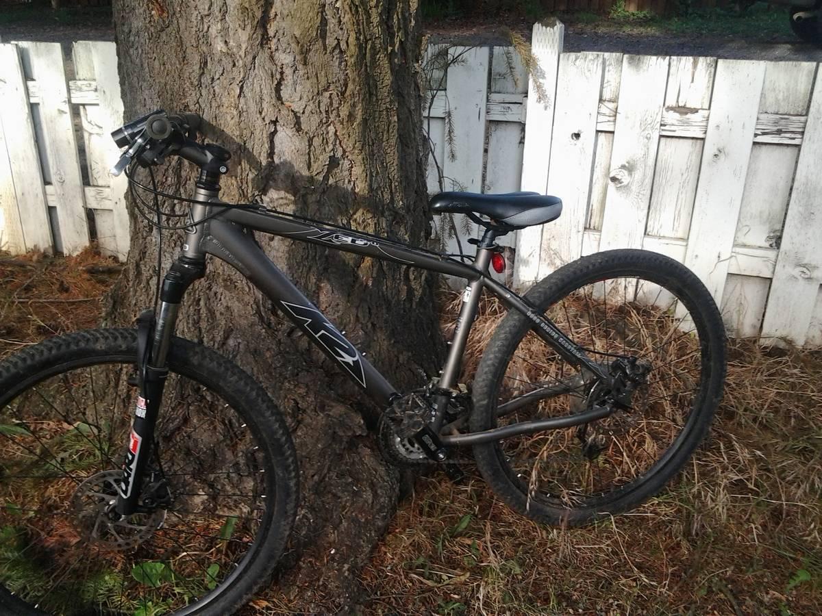 2007 K2 Zed 2.0 Silver or Gray