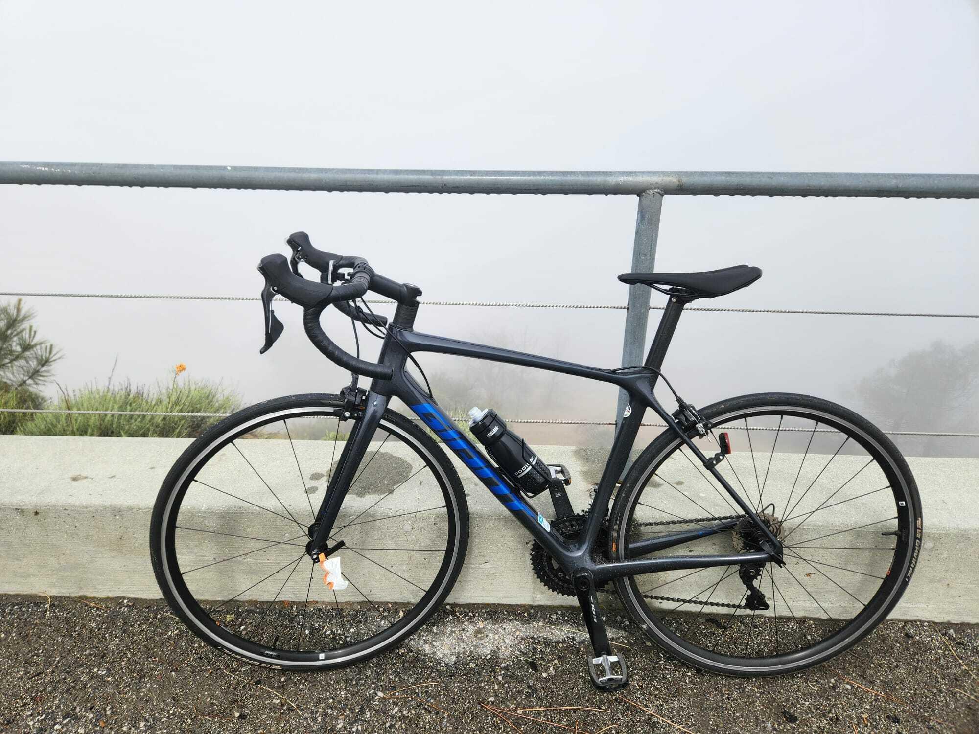 2021 Giant TCR Advanced 2 Blue