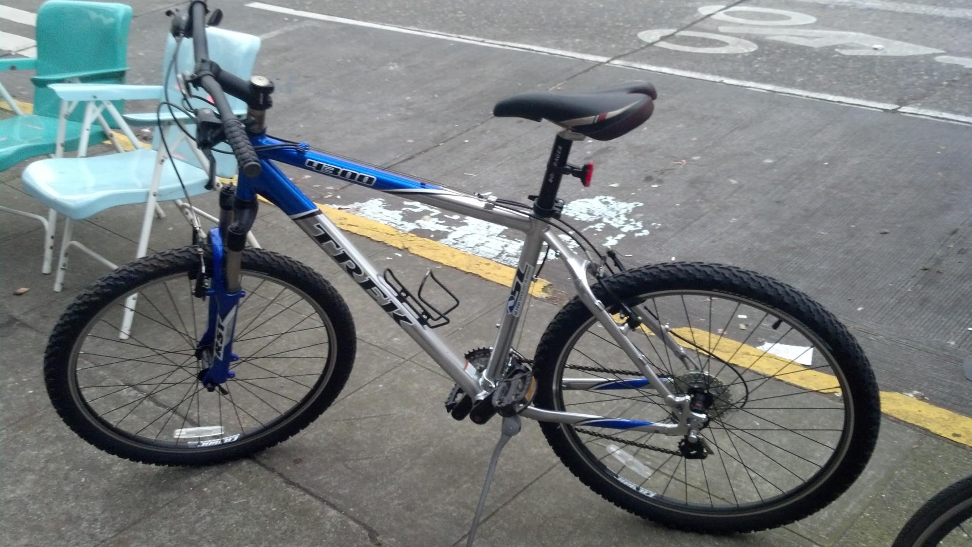 2008 Trek 4300 Blue and Silver or Gray