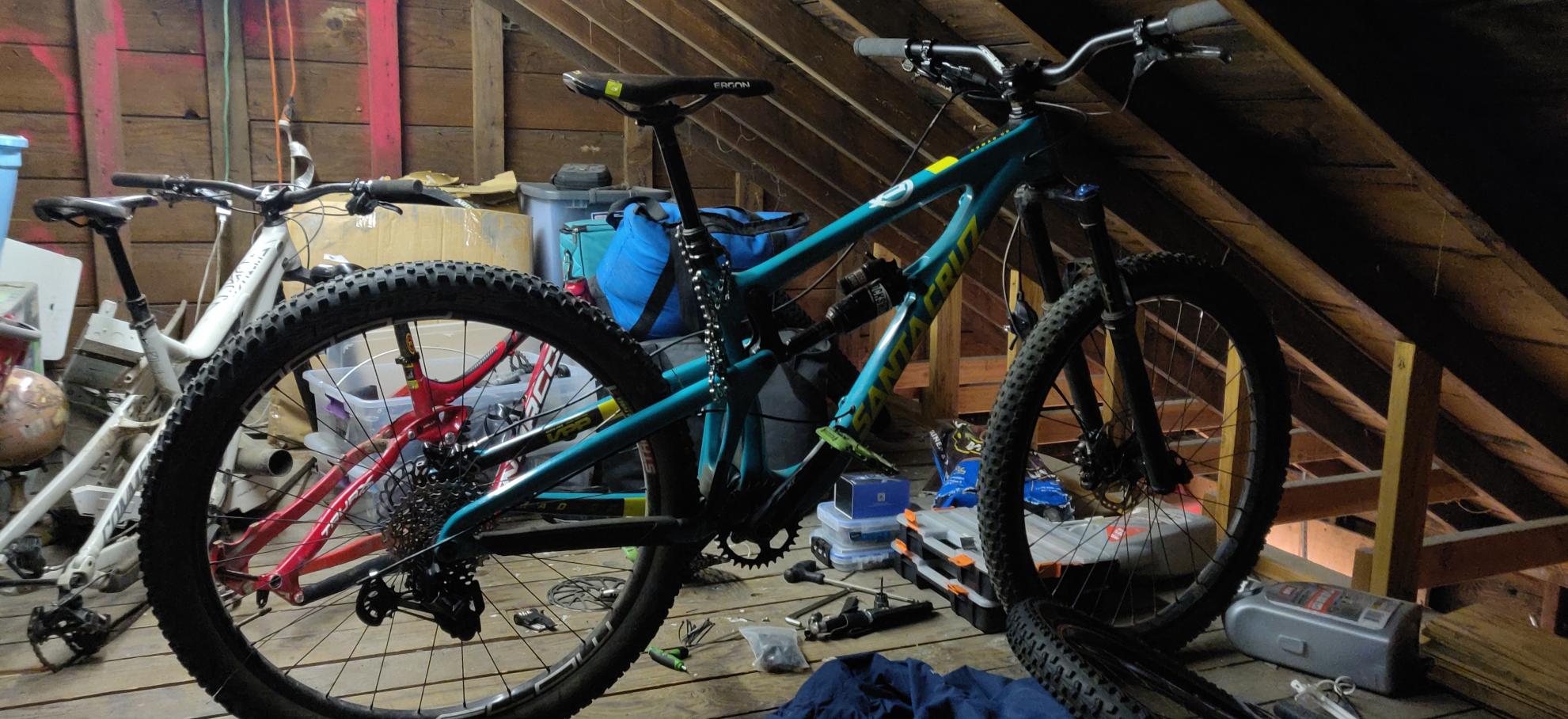 2017 Santa Cruz Nomad CC Green and Blue