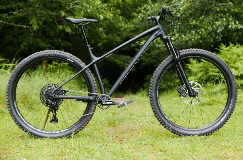 2020 Specialized Fuse Black