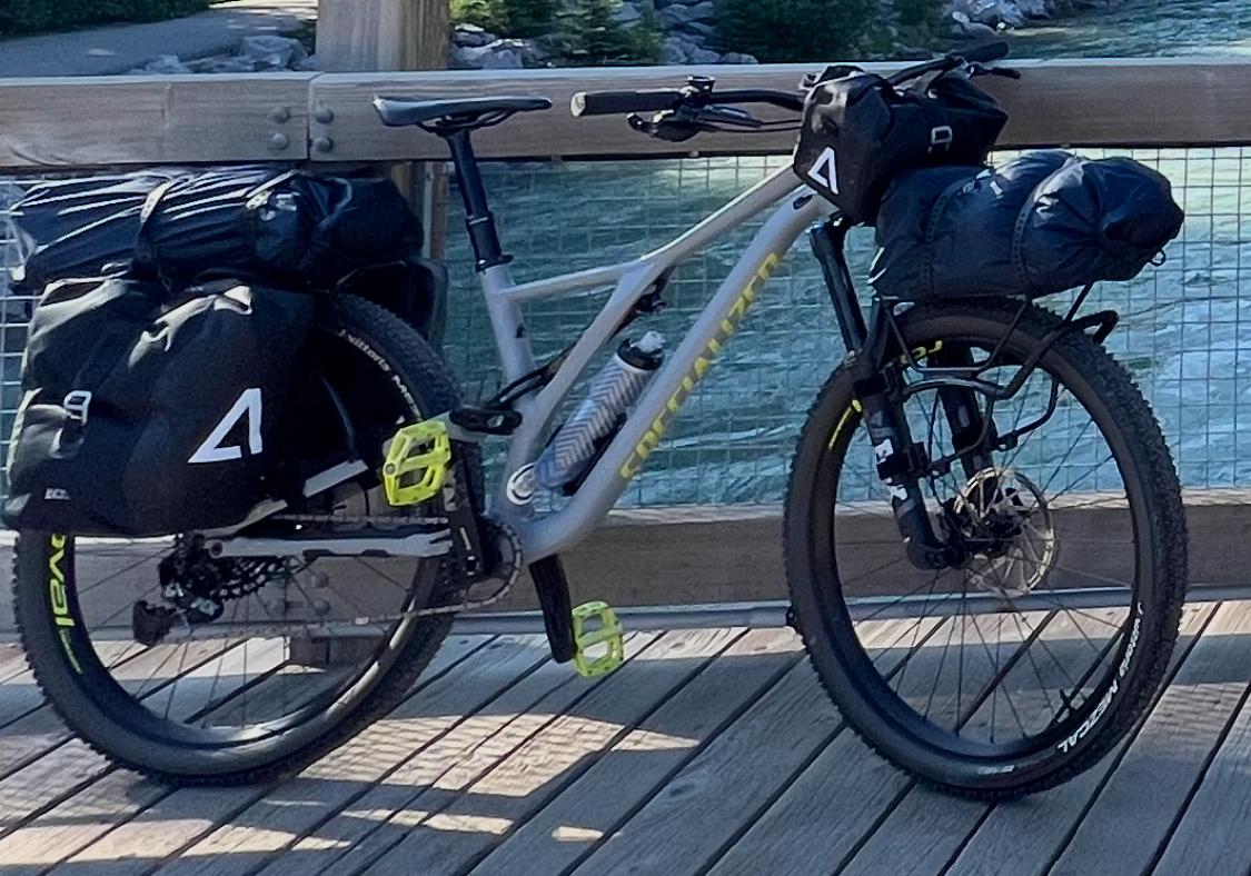 2018 Specialized Stumpjumper Comp Alloy Silver, gray or bare metal