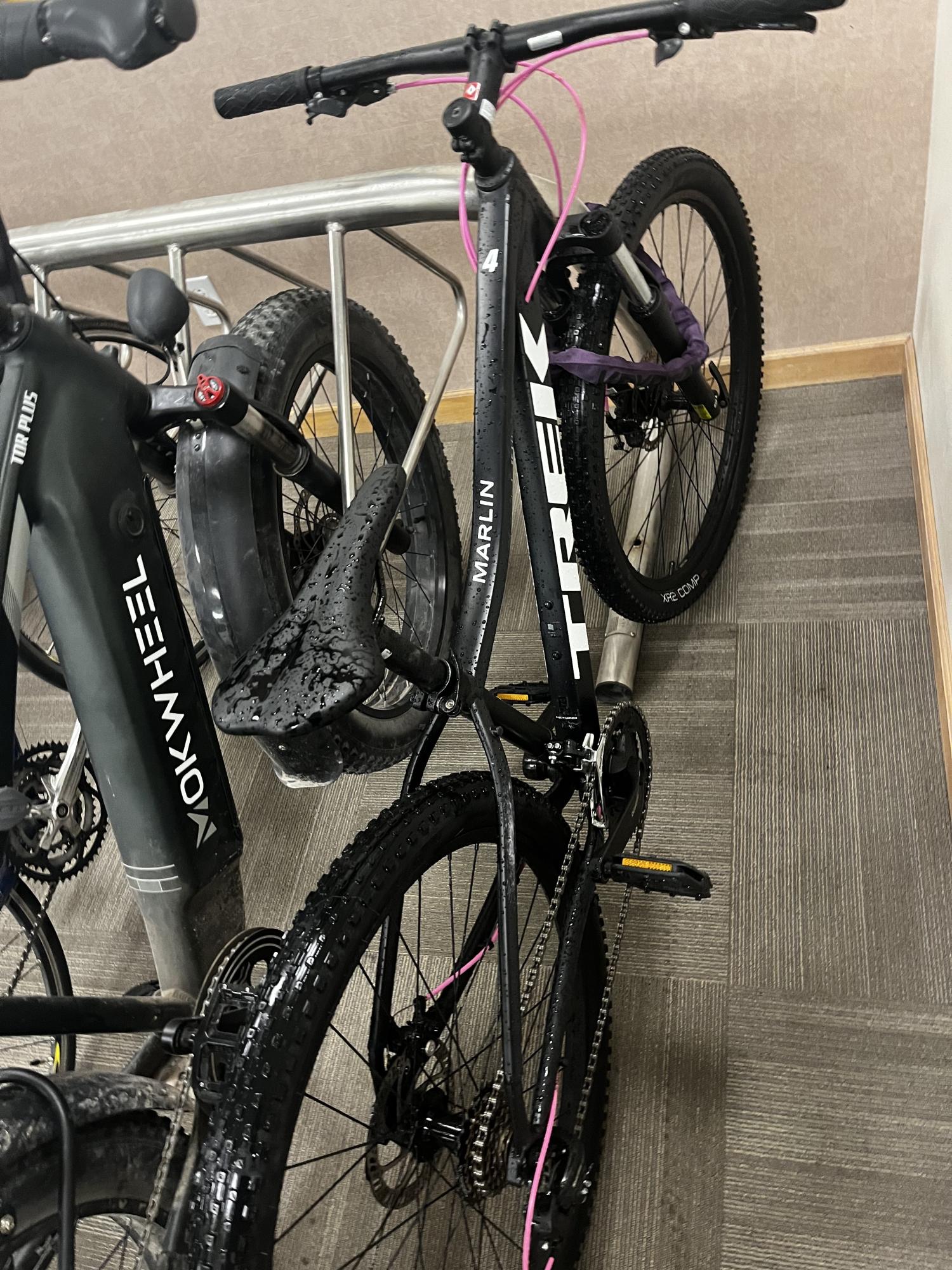 2022 Trek Marlin Black