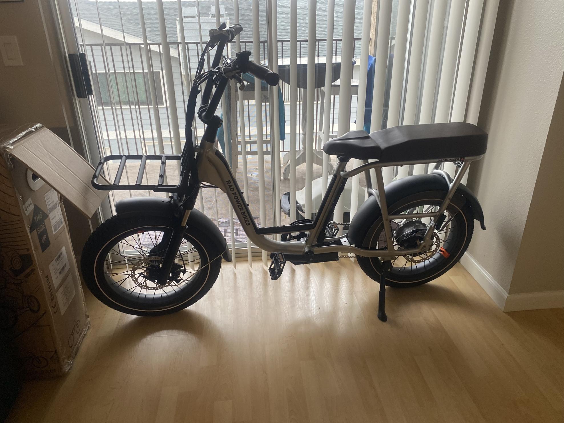 2021 Rad Power Bikes Roadrunner plus Silver, gray or bare metal