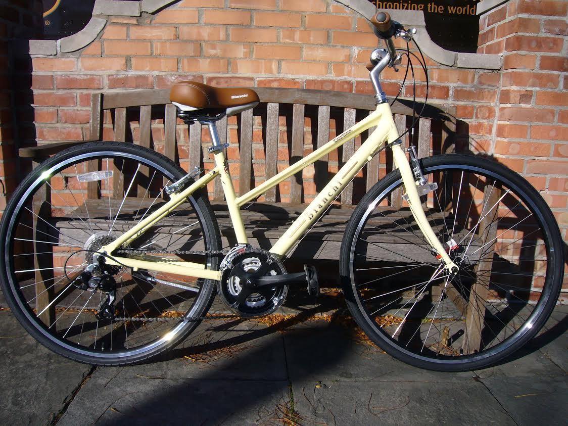 2013 Bianchi Cortina Dama  White and Yellow or Gold