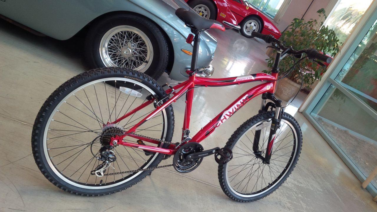 2015 Schwinn Mountain bike Red